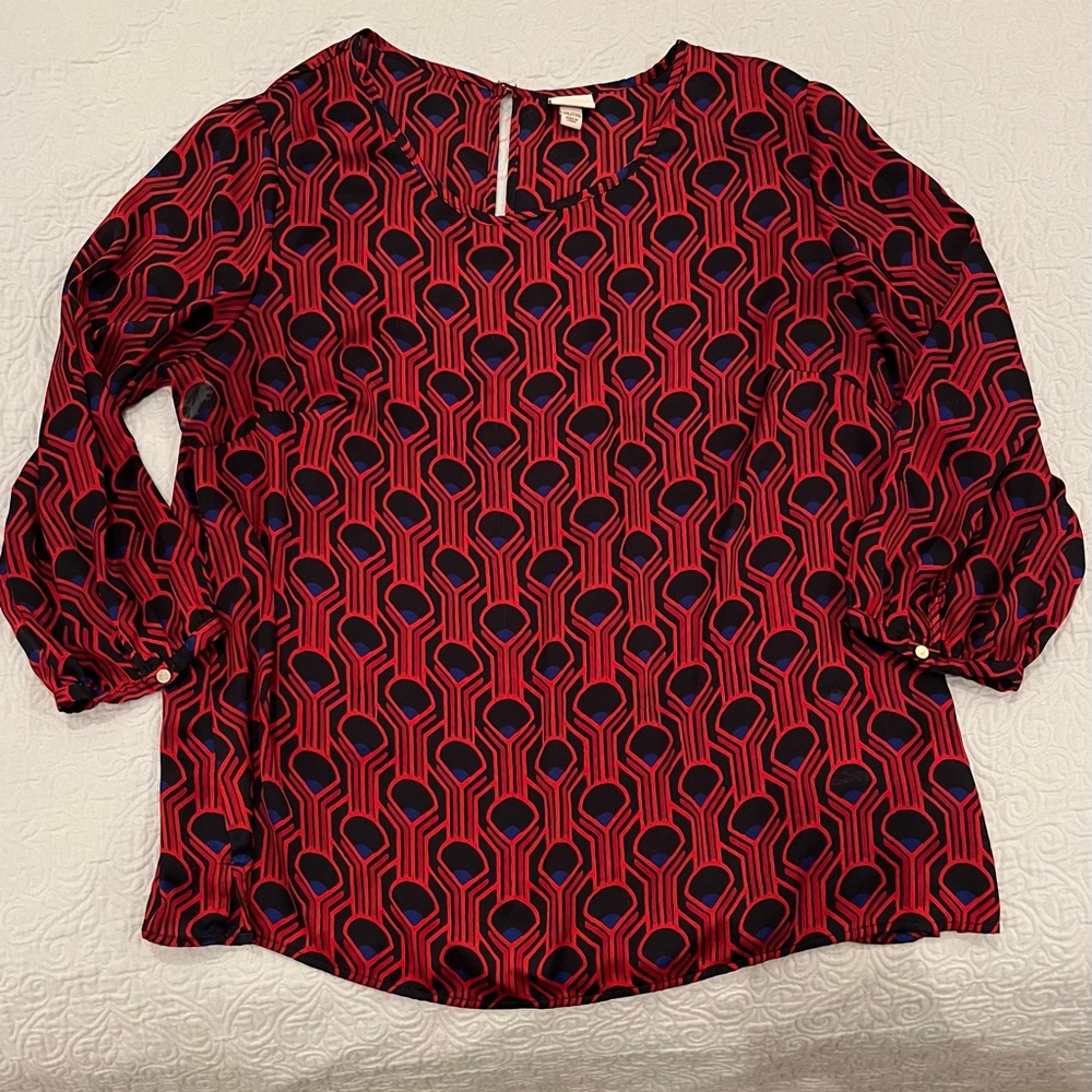 Beautifully colored, comfy blouse